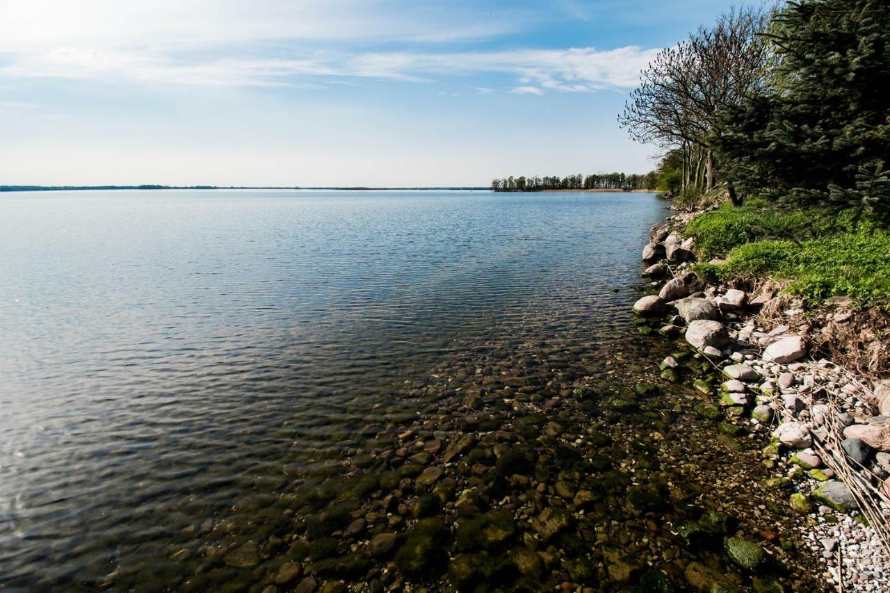 Domek Nad Jeziorem Dobskim - Fuleda 5 Exteriör bild
